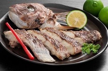 大分県杵築市:A-24 豊後絆屋 大分産ゆず風味真鯛の酒粕一本漬け